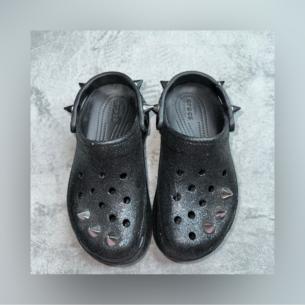 Crocs Classic Bae Glitter Stud platform Clog Women's size 5  Black Rare!!!